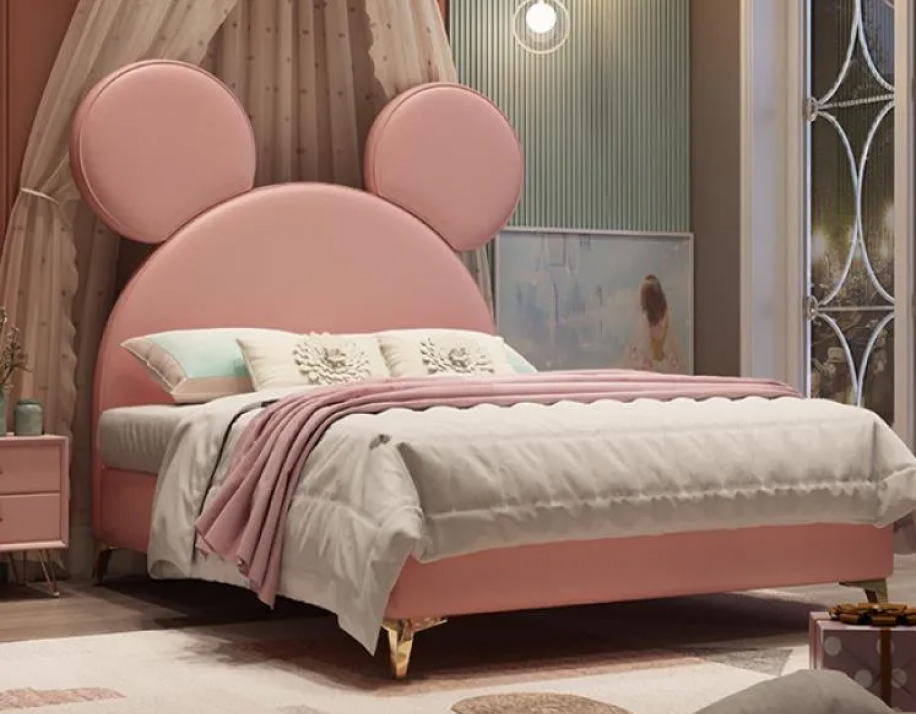 Kids' bedrooms (up to age 16)